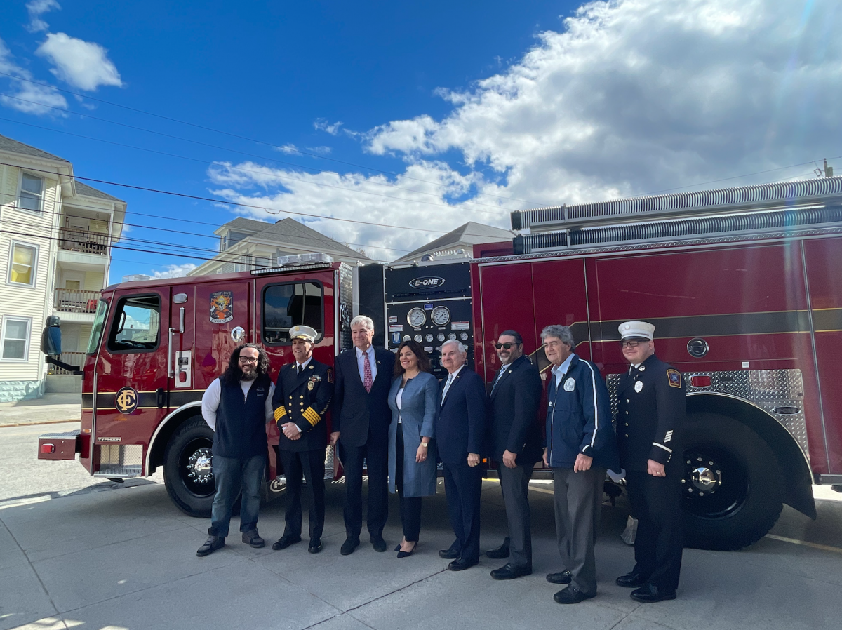 City, congressional leaders, USDA celebrate new fire truck